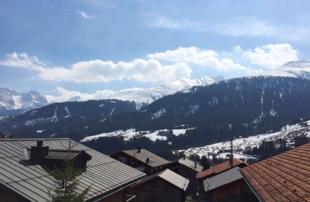 Lovely apartment for 6 people with WIFI, TV, balcony and parking