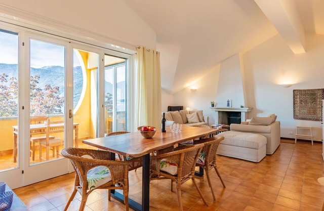Lovely apartment for 6 people with pool, WIFI, TV and balcony
