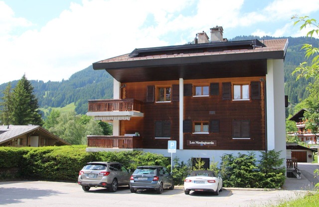 Lovely apartment for 6 people with WIFI, TV, balcony and pets allowed