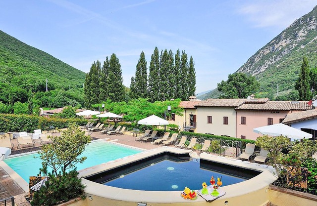 Lovely apartment in Foligno with WiFi