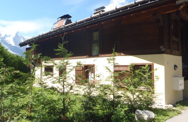 Lovely Chalet apartment with Mont Blanc view/Superbe appartement dans Chalet