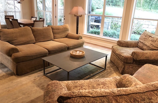 LOVELY DOWNTOWN HOME IN CLARKSVILLE