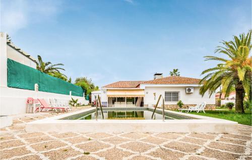 Lovely Home In Valencina De La Concep