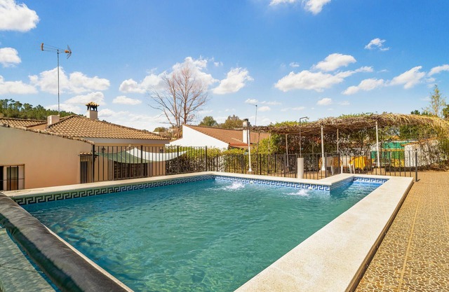Lovely home in Minas del Castillo de