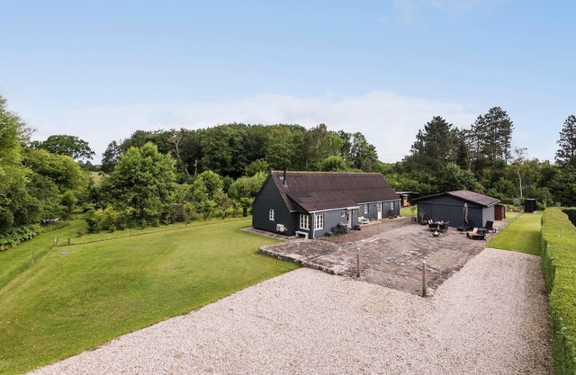 Lovely home in Faxe Ladeplads with WiFi