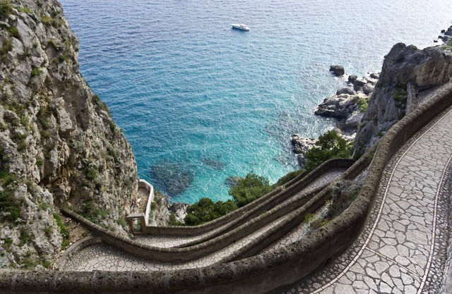Lovely loft apartment just 800 m from the sea, between Rome and Naples