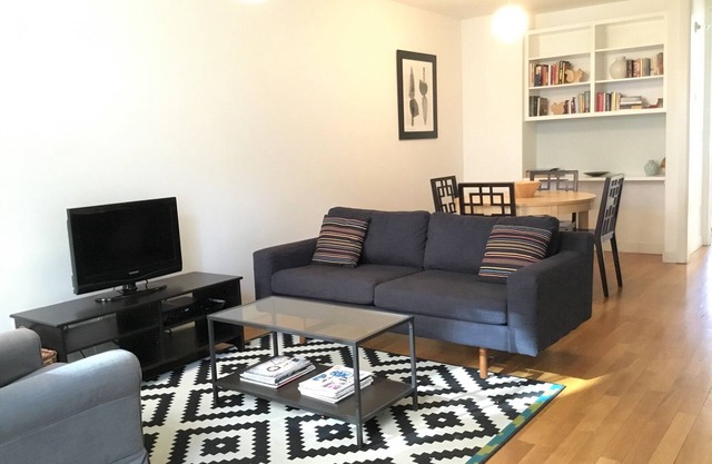 Lovely, modern garden apartment - Carroll Gardens