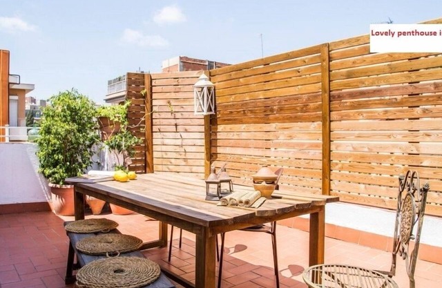 Lovely penthouse with an amazing sunny terrace in Barcelona