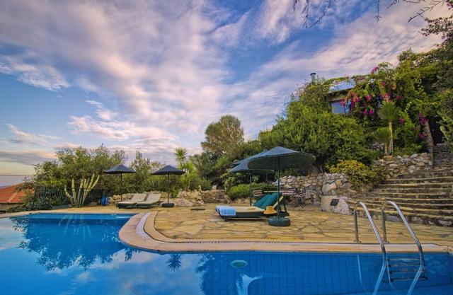 Lovely private villa set in the peaceful retreat of Sögüt - Picture Perfect!