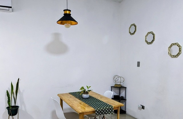 LOVELY SUITE LOCATED IN AN GREAT AREA
