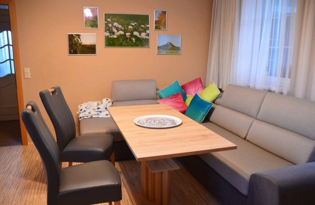 Lovingly furnished vacation apartment (63sqm) at the foot of the Staatzer Berg