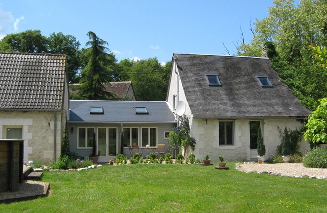 Lovingly Restored Rural Cottage With Private Pool