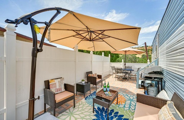 Low-Key Poway Home about 20 Mi to La Jolla and San Diego