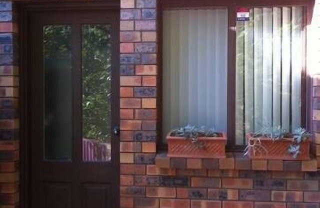 Lugarno Lodge Garden Apartment