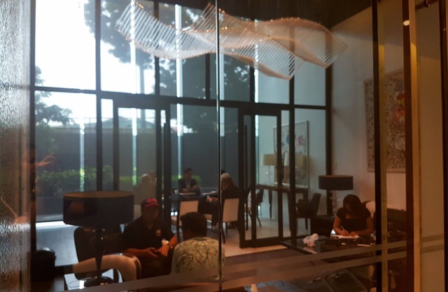 Lux 3 Bedroom Duplex Own Pool Milano Residences Versace Makati Wifi Netflix
