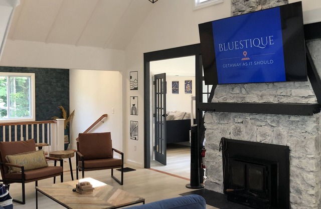 Lux Haven Oasis retreat just 1 Hr from NYC Fully Furnished Rental in Carmel, NY!