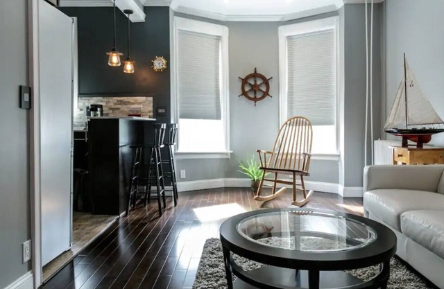Luxe 1-Bedroom Flat Near Manhattan