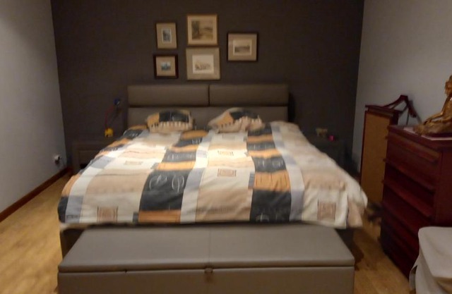Luxe appartement met 3 slaapkamers en 1 kingsize bed slaapzetel en drie dubbelbedden