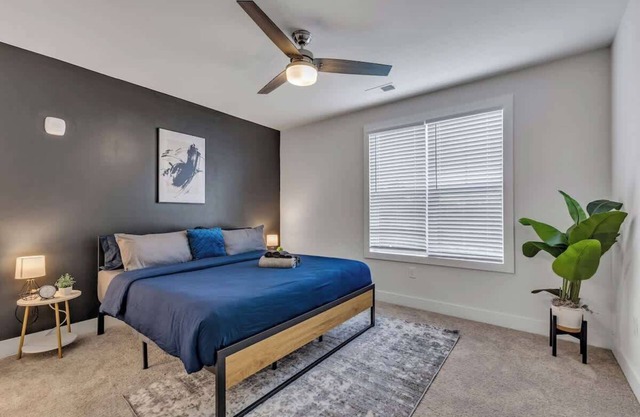 Luxe King 2BR Suite Mins to Downtown Durham!