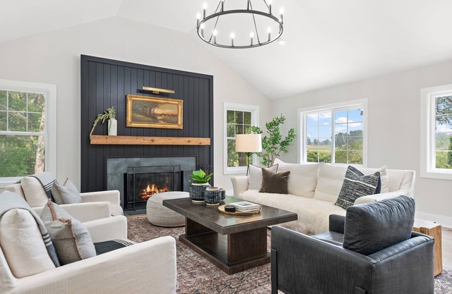 Luxe Retreat Five Minutes From Culver Academies. Next to Culver Marina!