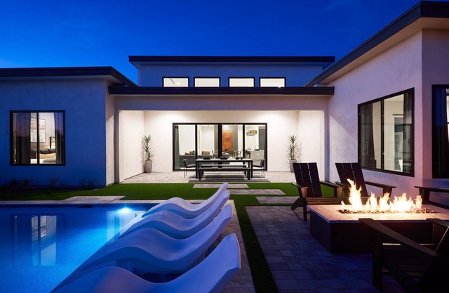 Luxe - Solstice Retreat - Heated Pools - 2 Homes