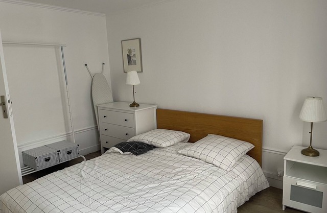 Luxembourg garden Vavin apartment