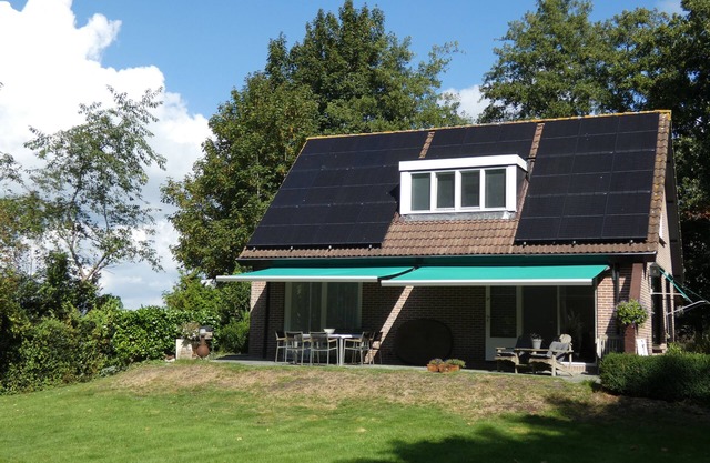 Luxuriöses Haus de Freule mit Eigenem Anlegeplatz und Badestelle
