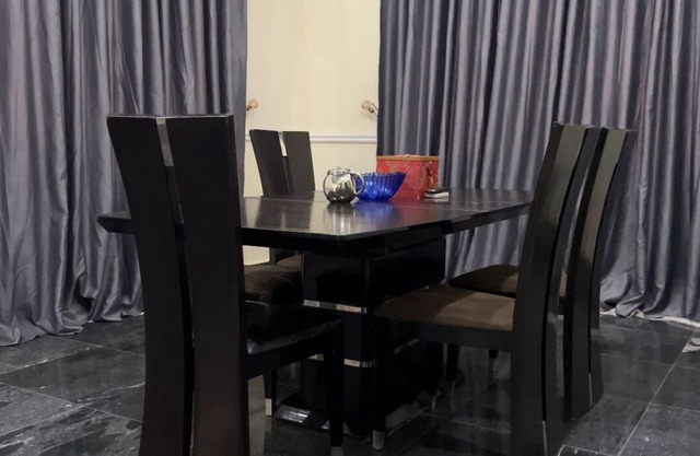 Luxurious 4-Bedroom Duplex: Modern Elegance, Spacious and Prime Location Await!