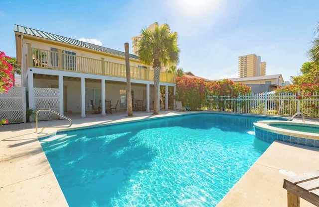 Luxurious 6 BR Beachfront Villa