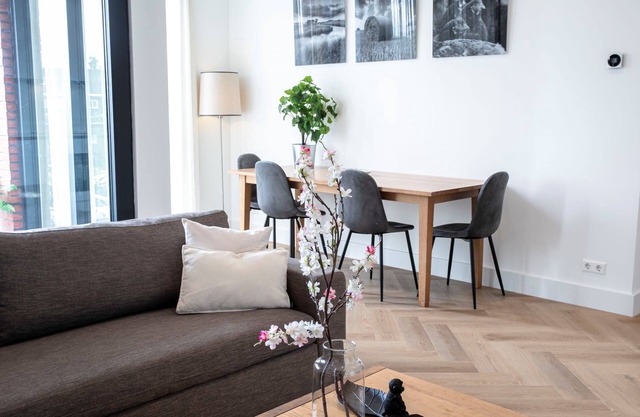 Luxurious and tastefully furnished apartment in heart of Bussum