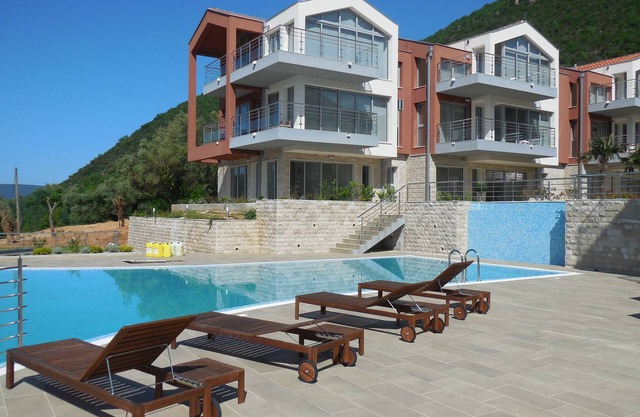 Luxurious Apartment - Stunning views over Kotor Bay - Shared Infinity Pool