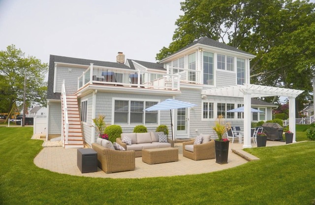 Luxurious Beach Home!