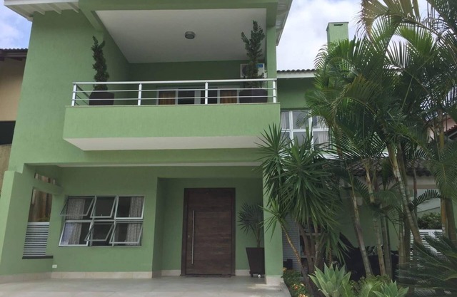 Luxurious beach house with swimming pool. In a high standard condominium-HANGA ROA