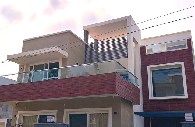 LUXURIOUS & COMFORTABLE BUNGALOW/HOUSE FOR YOU AND FAMILY