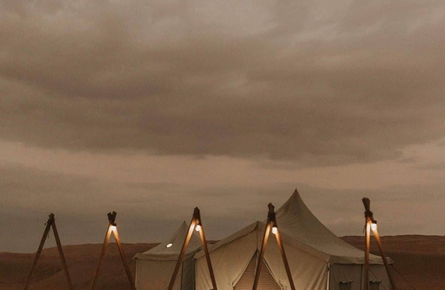Luxurious Desert Escape: Omani Culture & Thrills