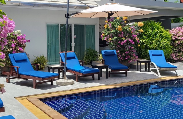 Luxurious Dream Villa 350m2 with Private Pool in Kamala for 8/10 People