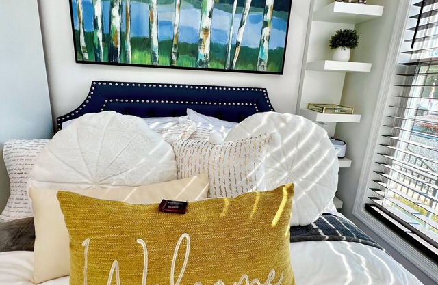 Luxurious executive micro suite on 3 woodsy acres—Near Washington, DC and NoVA