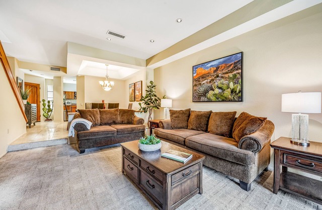 Luxurious ground floor Condo w/shared pool & hot tub, overlooking the Lagoon