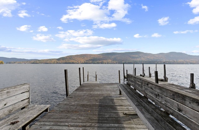 Luxurious Lake George Getaway