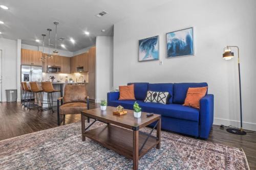 Luxurious New Unit 2Bd2Ba Pool, Golf Sim