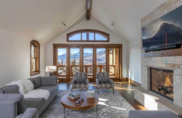 Luxurious Ski-In/Ski-Out Telluride Penthouse!