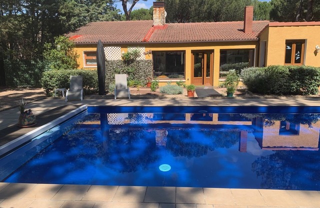 Luxurious villa with private pool in urbanization with security - VUT 47-121