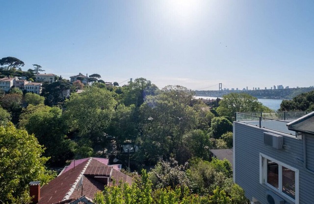 Luxurious Villa with Bosphorus View in Cengelkoy