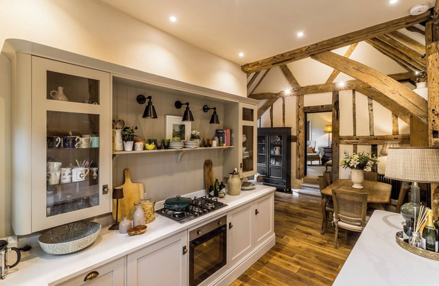 Luxuriously presented converted barn set in romantic private setting.