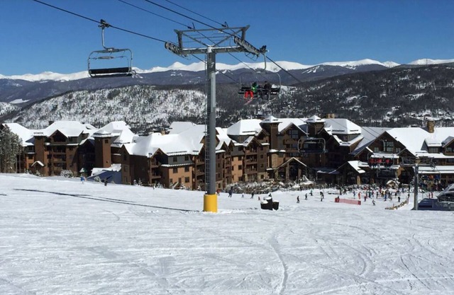 Luxury 1 Bedroom Suite, Ski-In/Ski-Out at Grand Lodge on Peak 7!