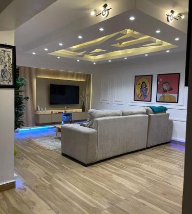Luxury 2BR Wuse 2 247 Power Free Wi-Fi