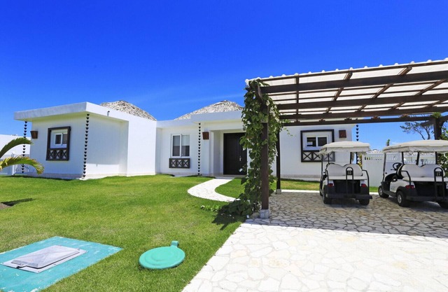 Luxury 3 bedroom villa on second line