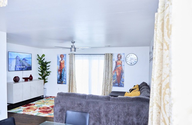 Luxury 3 Bedrooms 2 Bath 10 mins from EWR, Easy Commute to NYC