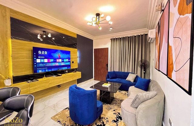 Luxury 3BR Ensuite Apartment 24/7 Power Fast WiFi Secure Estate Ikeja Lagos