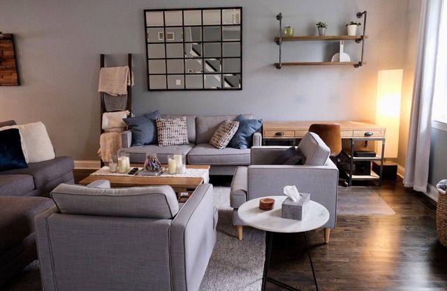 Luxury 4 BR Townhouse w/Parking